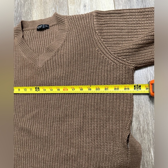 🛍️ SHEIN Curve 100% Acrylic sweater Size 1XL great condition. - Picture 5 of 8